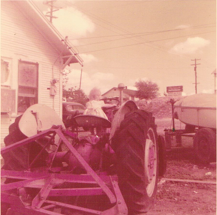robin on the tractor
